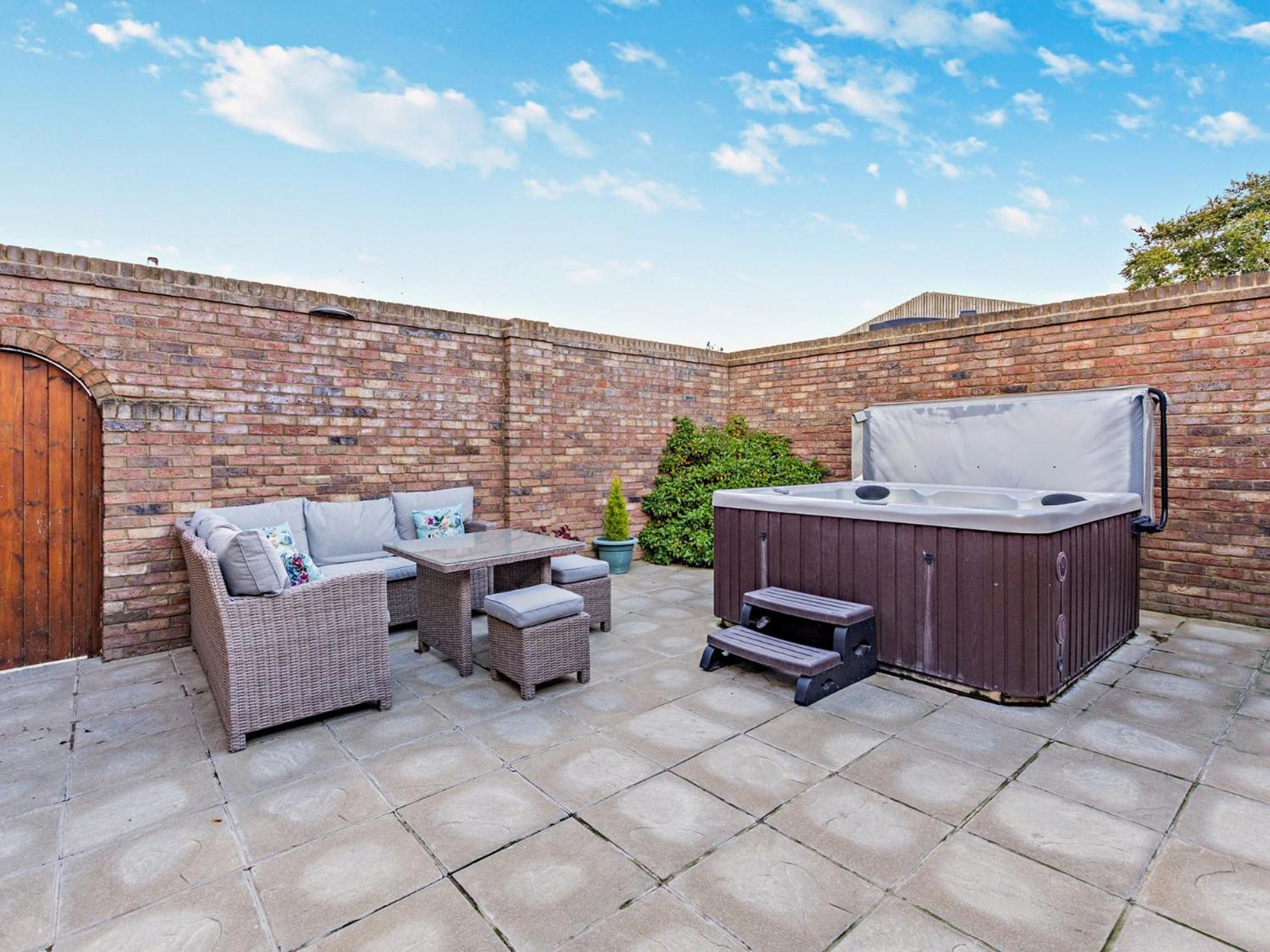 2 Bed In Filey 79280 Vila Wold Newton  Exterior foto